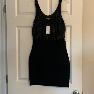 Express body shape dress